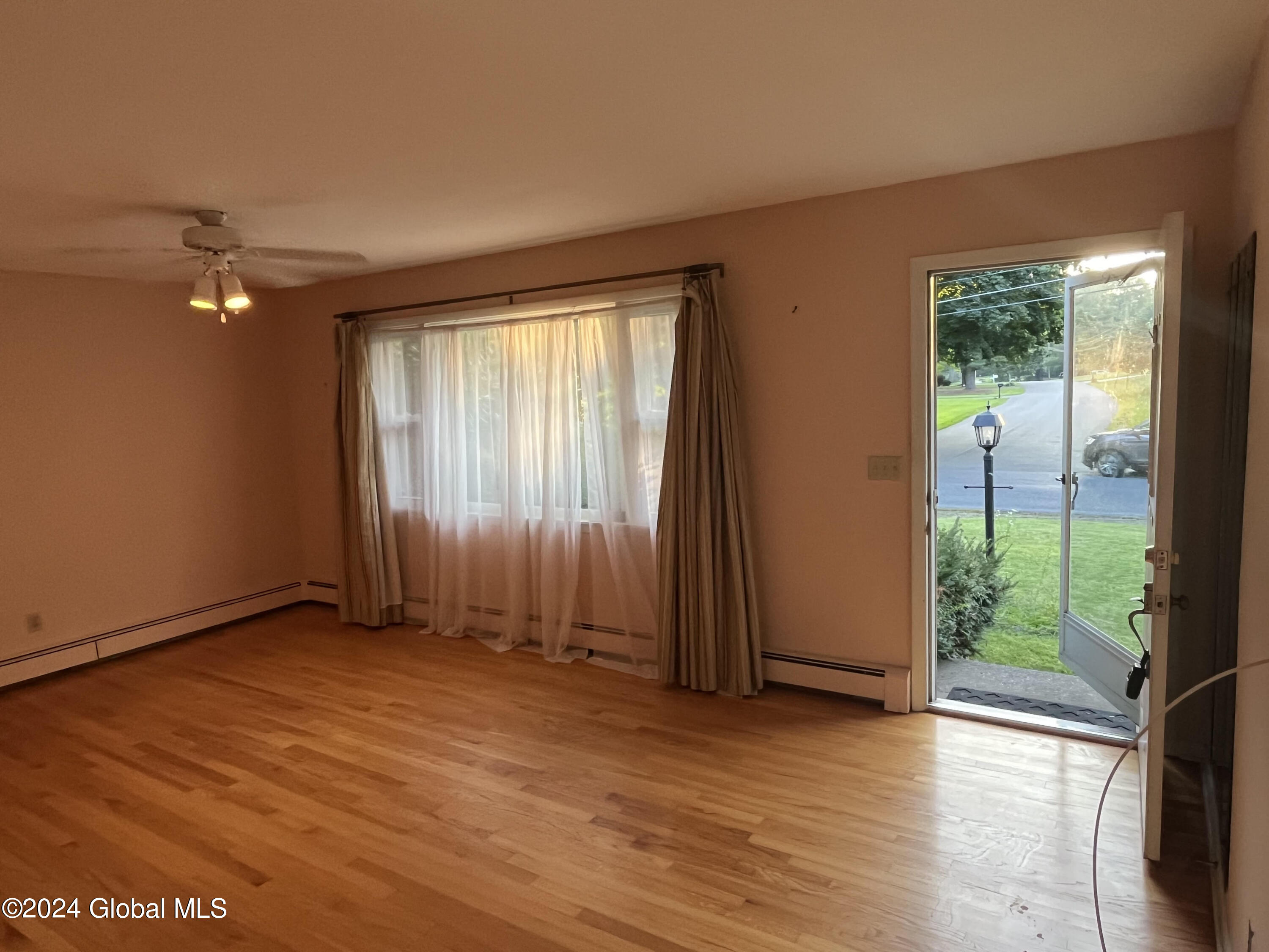 2300 North Old Post Road Schodack, NY 12033 - Photo 8 of 25 04