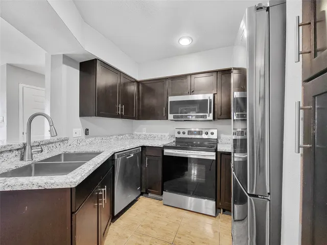 $1,000 | 2626 Holly Hall Street, Unit 512, Houston, TX 77054