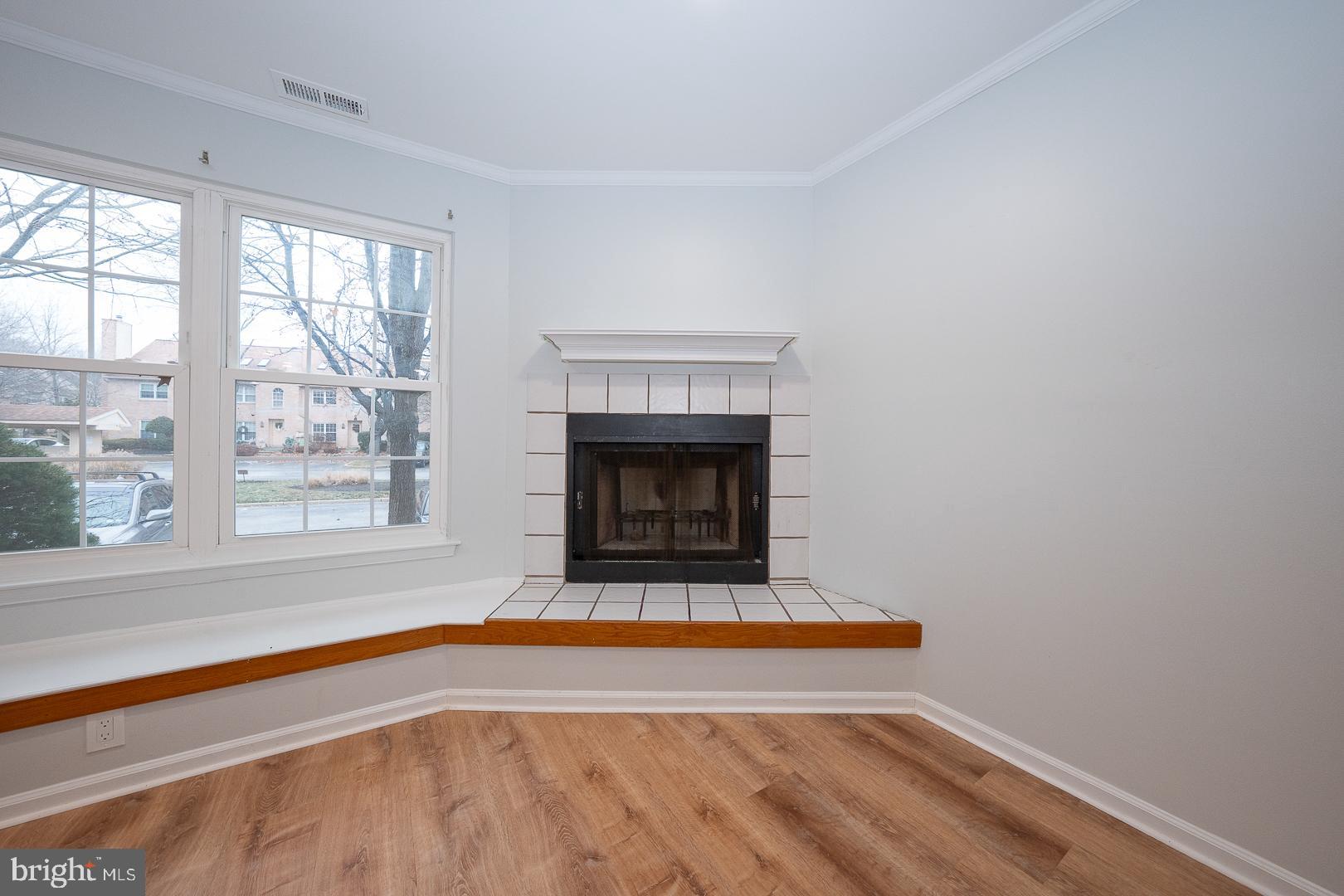 26 Rampart Drive Chesterbrook, PA 19087 - Photo 5 of 39 Woodburning Fireplace