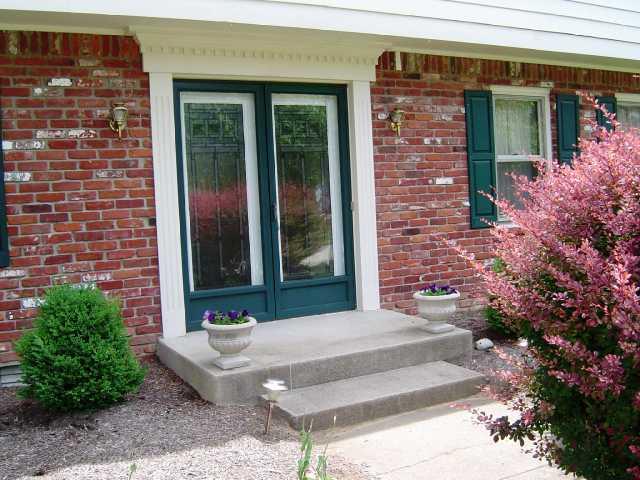 12779 Wembly Road Carmel, IN 46033 - Photo 2 of 12 Gallery Image 2