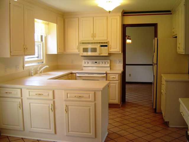 12779 Wembly Road Carmel, IN 46033 - Photo 4 of 12 Gallery Image 4