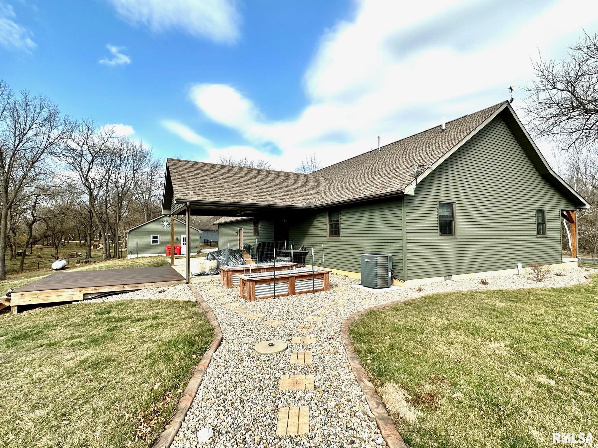 303 Timber Creek Road Jacksonville, IL 62650 - Photo 28 of 29 Gallery Image 28