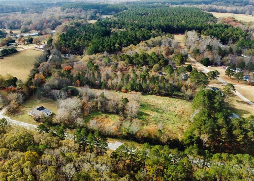 4000 Bostwick Road Madison, GA 30650 - Photo 4 of 34 a view of lake and houses