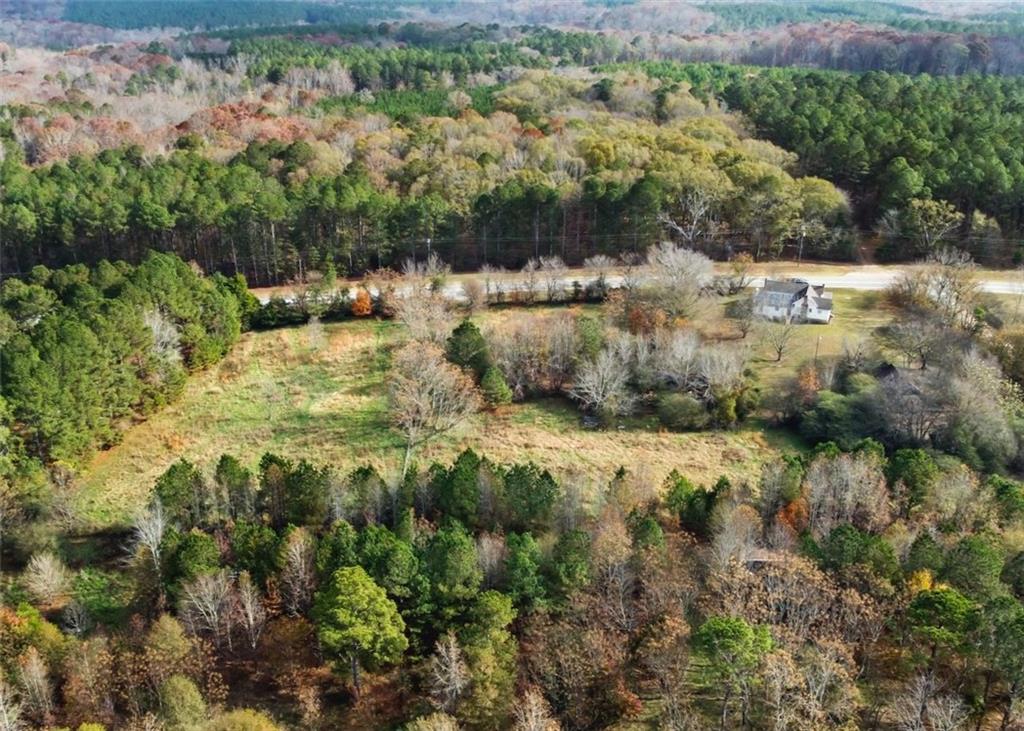 4000 Bostwick Road Madison, GA 30650 - Photo 6 of 34 a view of a houses with a yard