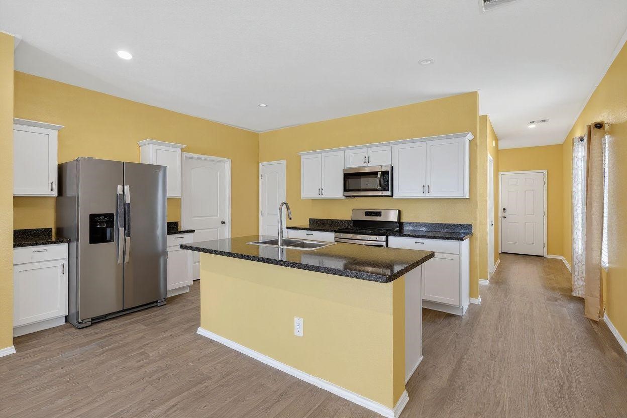 24134 Breckenridge Hts Lane Spring, TX 77373 - Photo 4 of 18