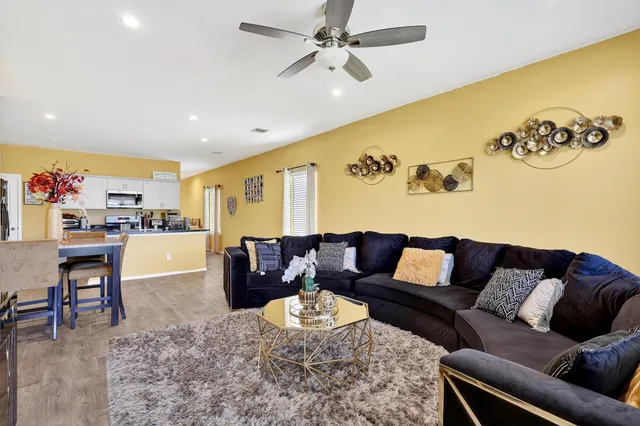 $2,250 | 24134 Breckenridge Hts Lane, Spring, TX 77373