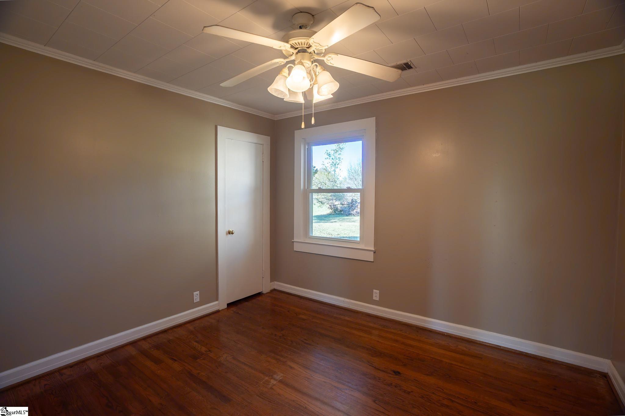 512 Burton Road Laurens, SC 29360 - Photo 12 of 14