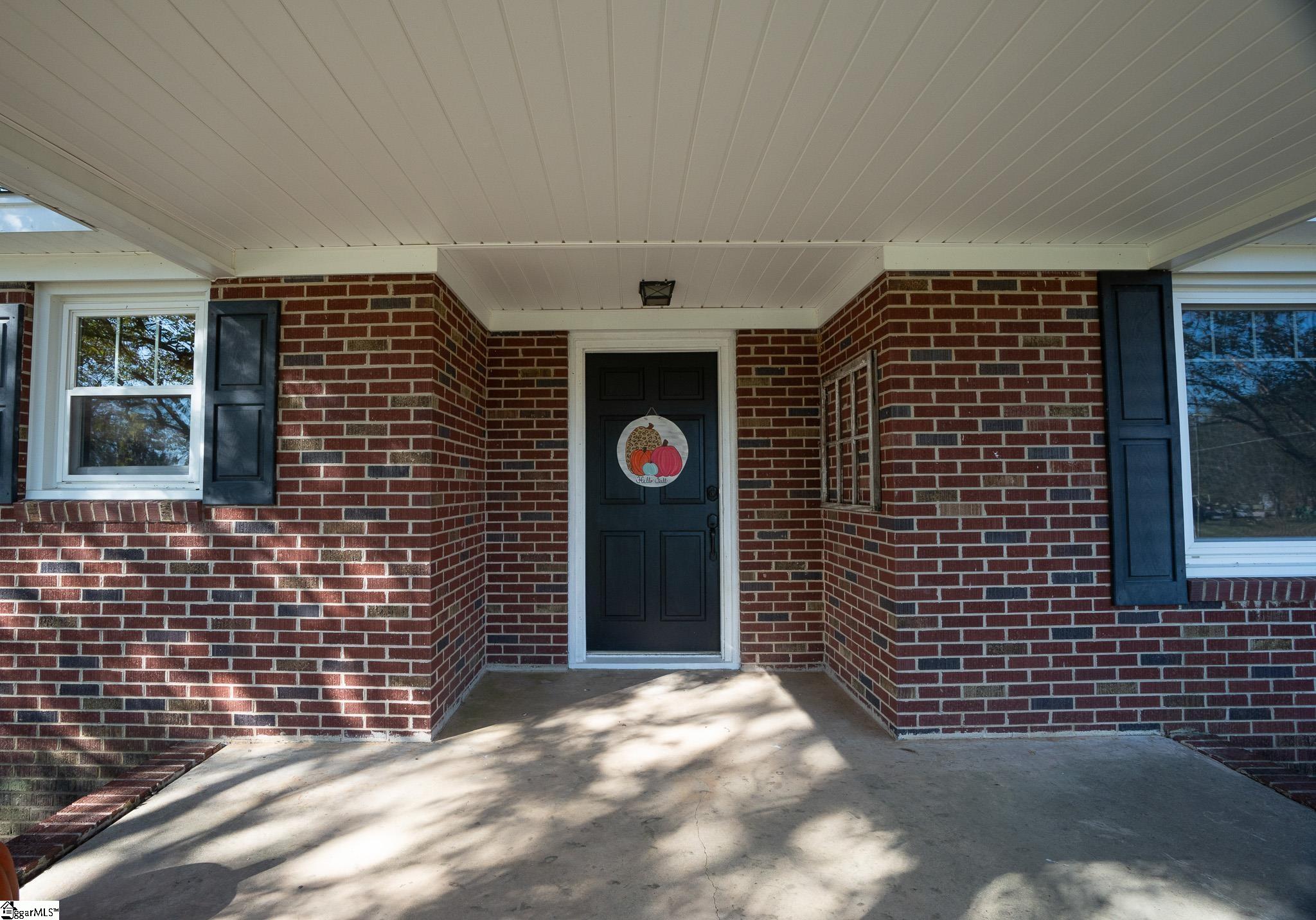 512 Burton Road Laurens, SC 29360 - Photo 5 of 14