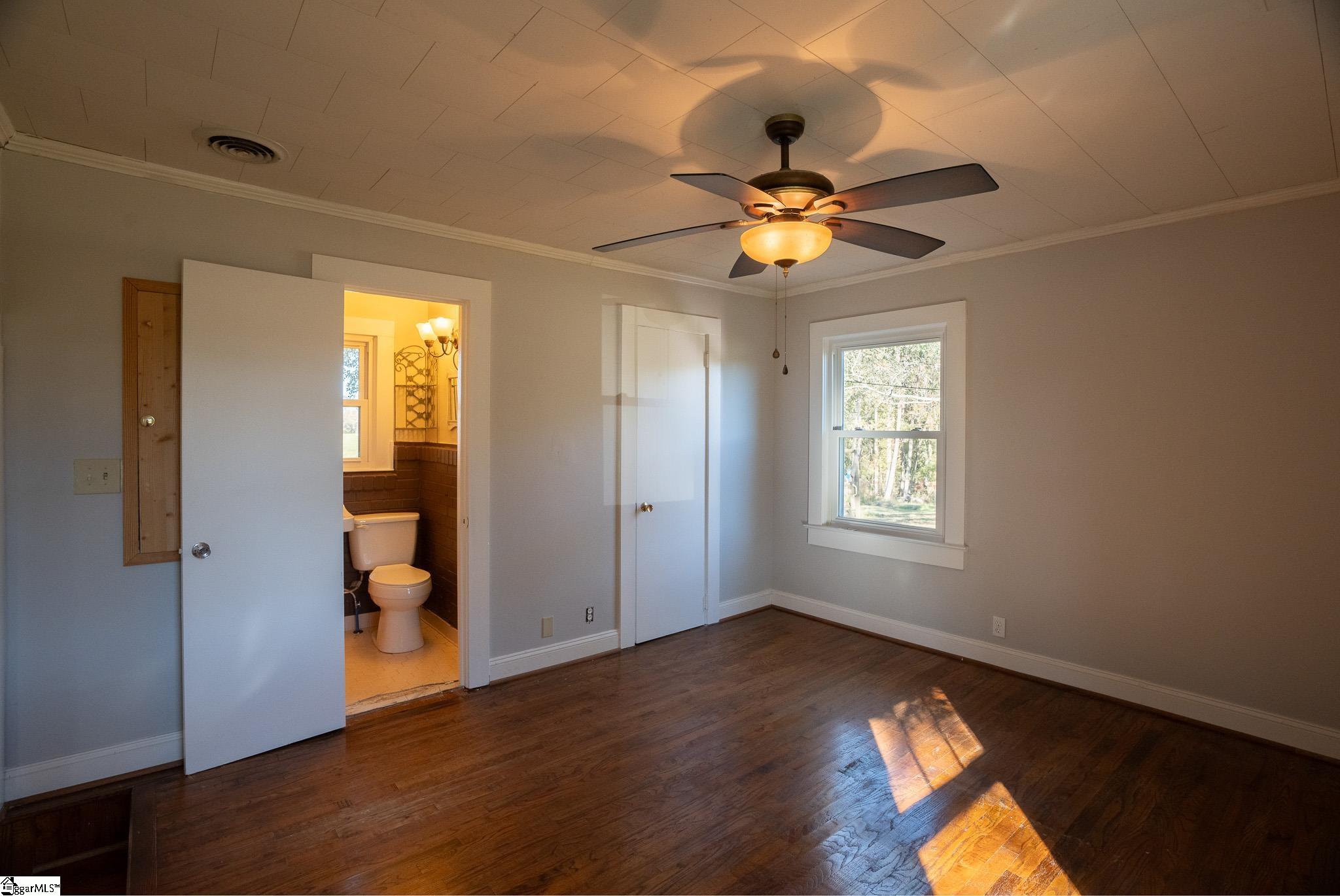 512 Burton Road Laurens, SC 29360 - Photo 7 of 14