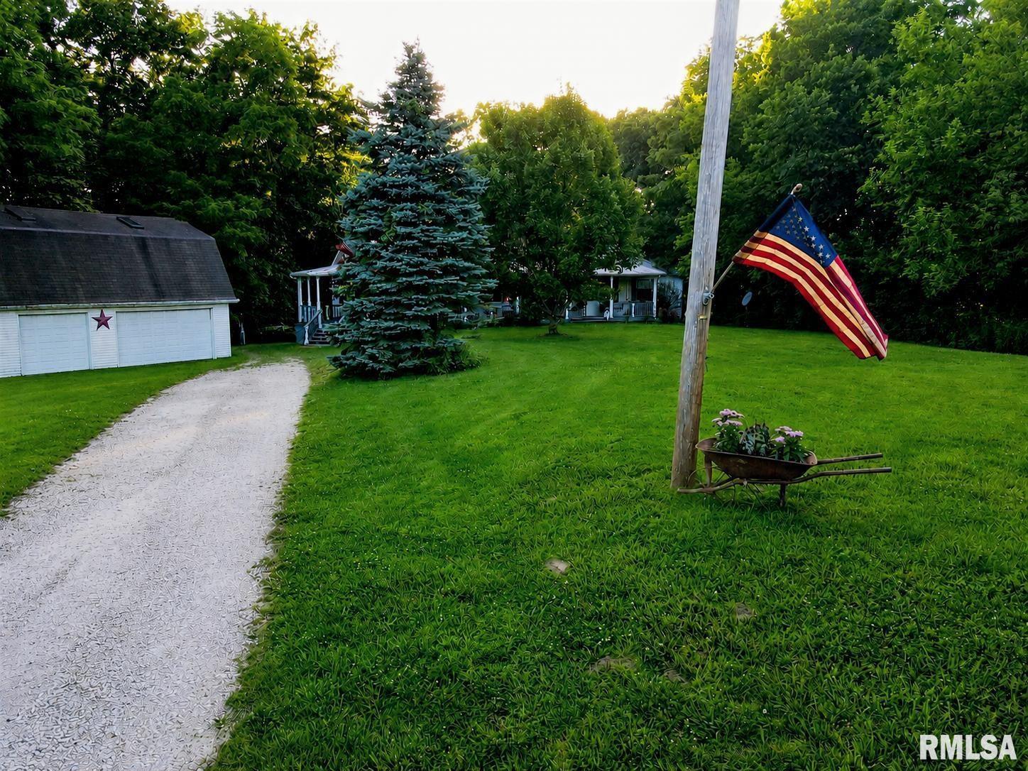 293 East 2700th Street Liberty, IL 62347 - Photo 1 of 47