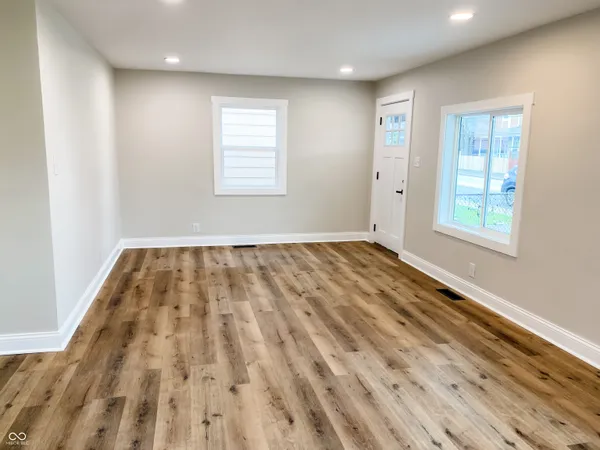 $216,900 | 1142 South Keystone Avenue, Indianapolis, IN 46203