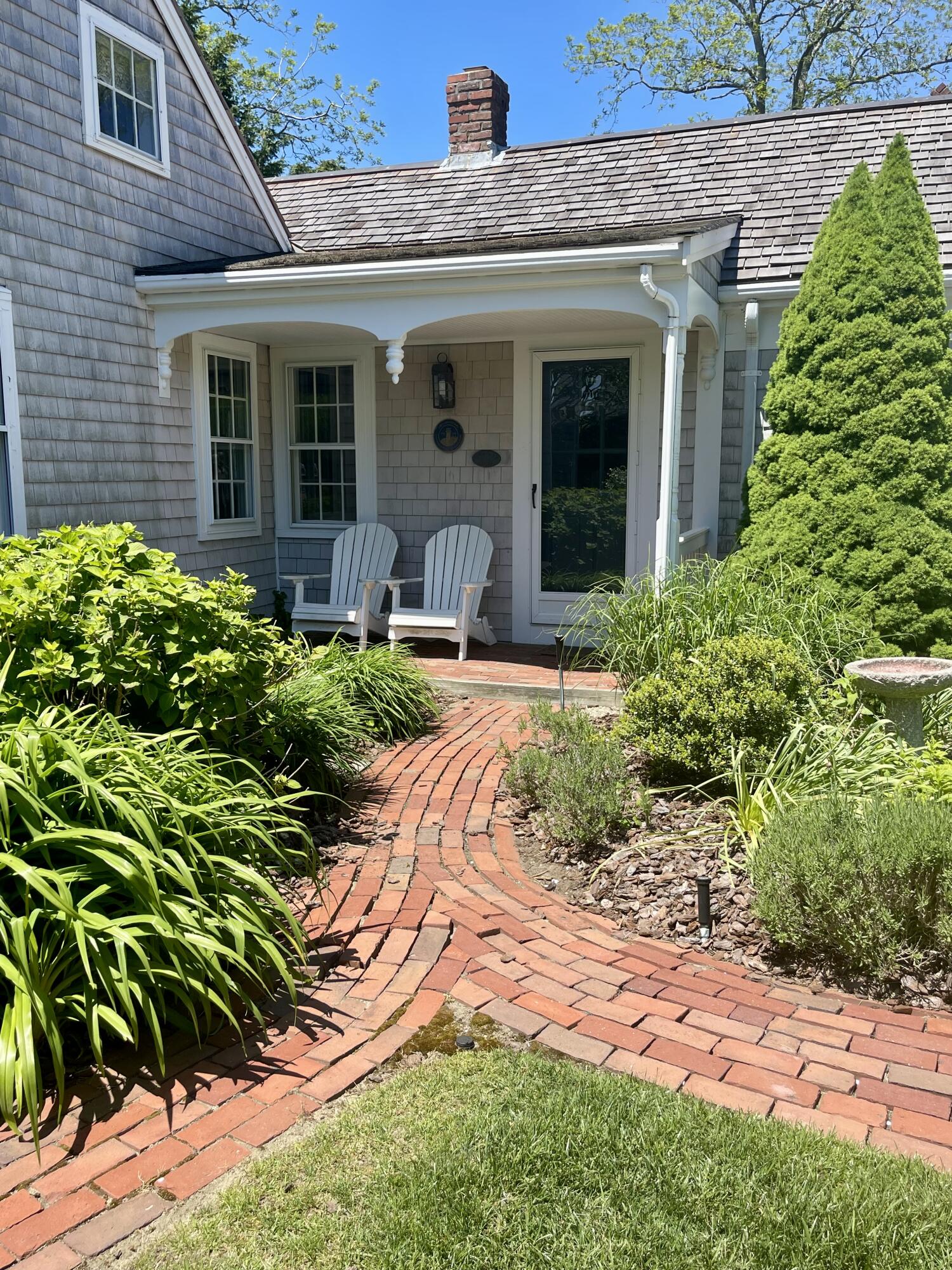 7 Fox Hill Road Chatham, MA 02633 - Photo 3 of 6 Attractive Brick Walk