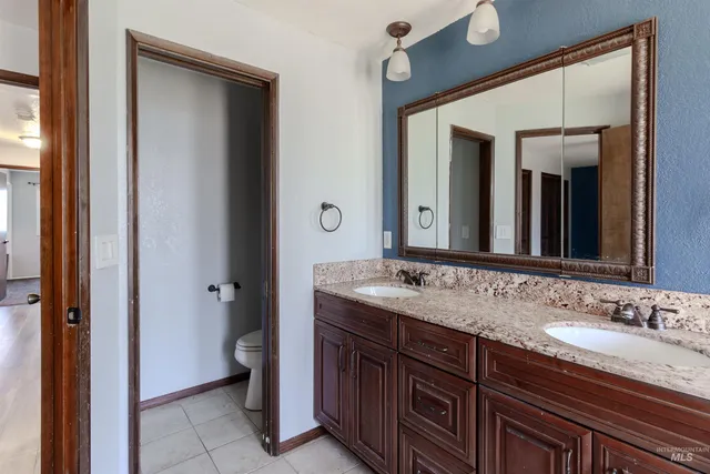 $325,000 | 1255 West 14th S Street, Mountain Home, ID 83647