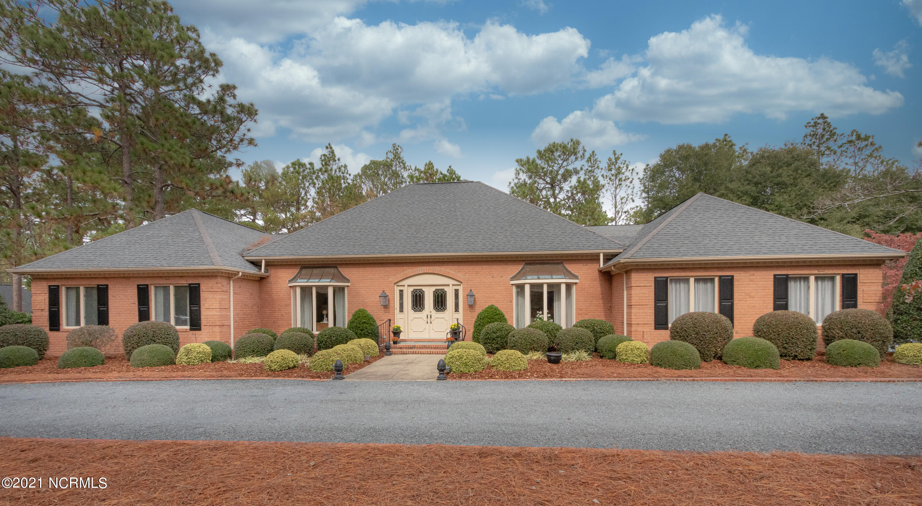 45 Wilson Road Pinehurst, NC 28374 - Photo 1 of 46 IMG_6906_Luminar4-edit