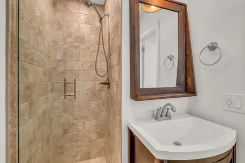 $524,000 | 138 Carriage Drive, Nashville, TN 37221