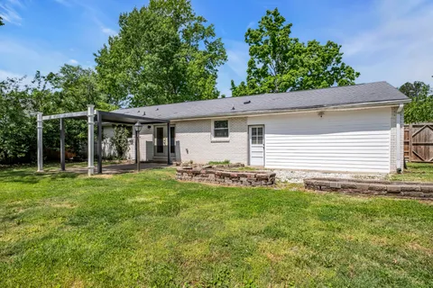 $524,000 | 138 Carriage Drive, Nashville, TN 37221