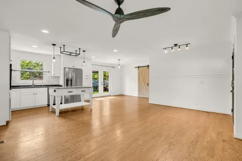 $524,000 | 138 Carriage Drive, Nashville, TN 37221