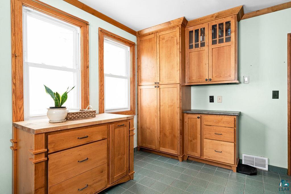 1617 East 3rd Street Duluth, MN 55812 - Photo 10 of 31