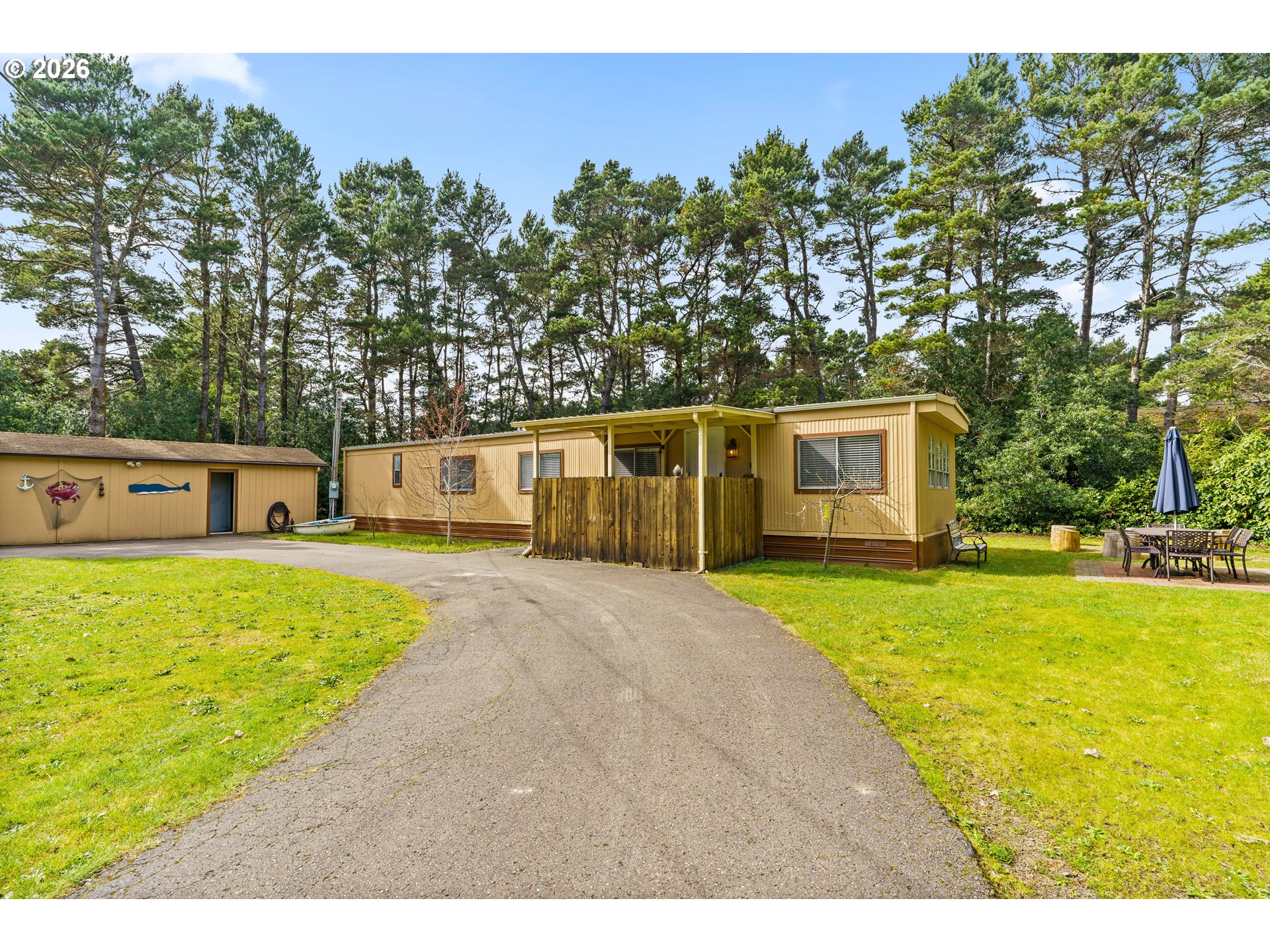 4835 Gloria Gayle Way Florence, OR 97439 - Photo 3 of 46