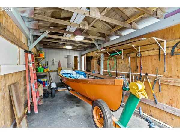 $329,000 | 4835 Gloria Gayle Way, Florence, OR 97439