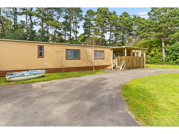$329,000 | 4835 Gloria Gayle Way, Florence, OR 97439
