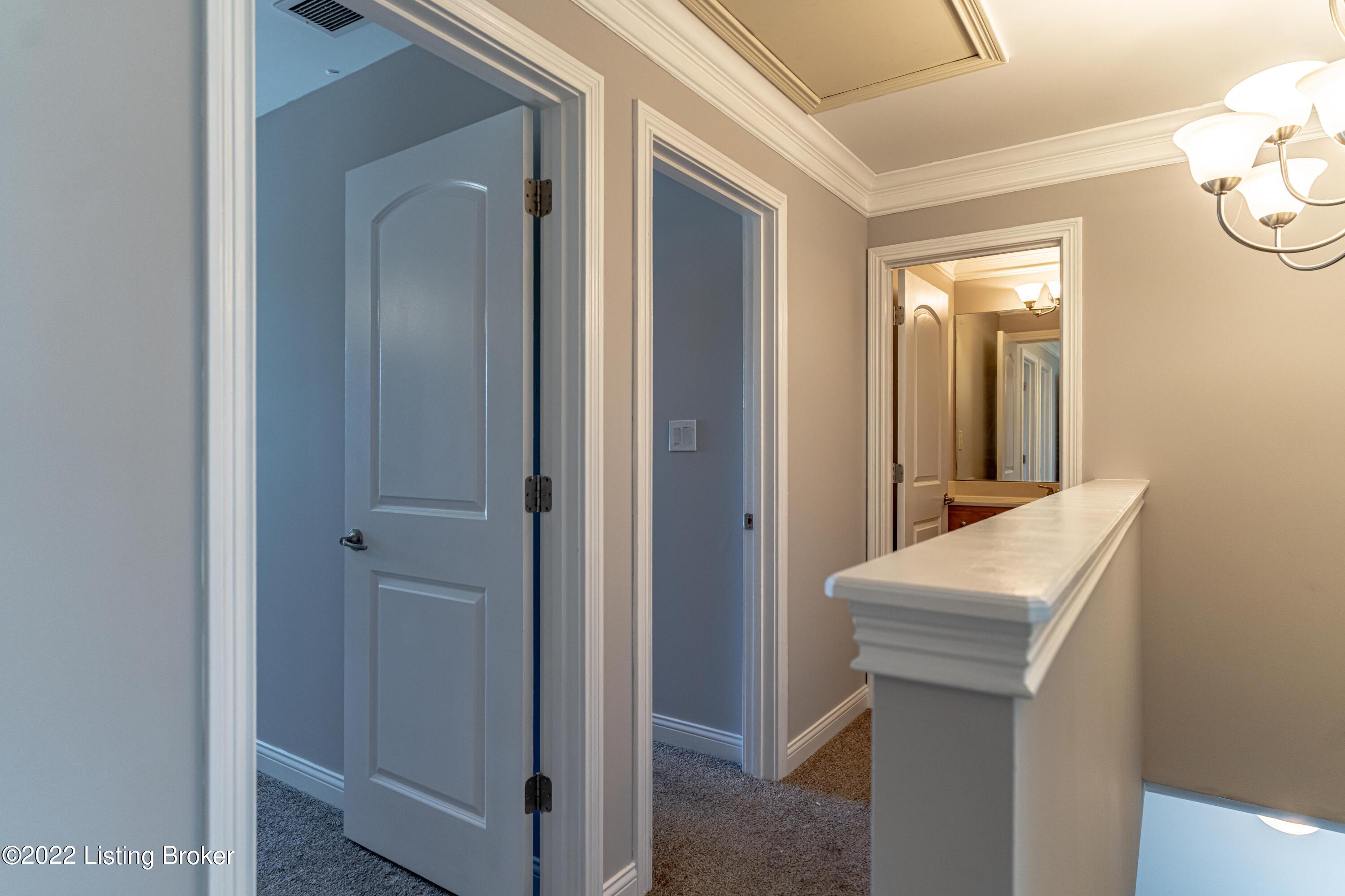 8917 Riley Avenue Louisville, KY 40242 - Photo 34 of 59 DSC07044