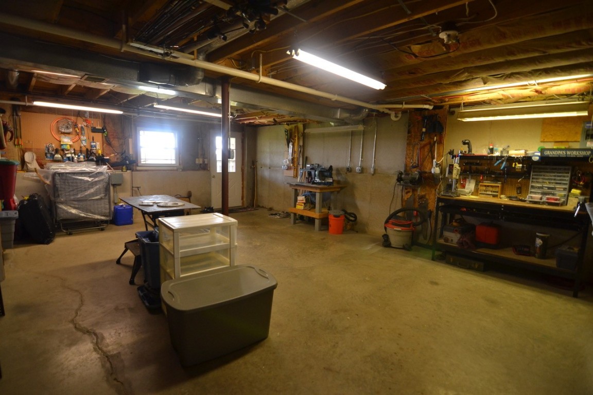 373 Ashley Road Maine, NY 13802 - Photo 23 of 31 Gallery Image 23