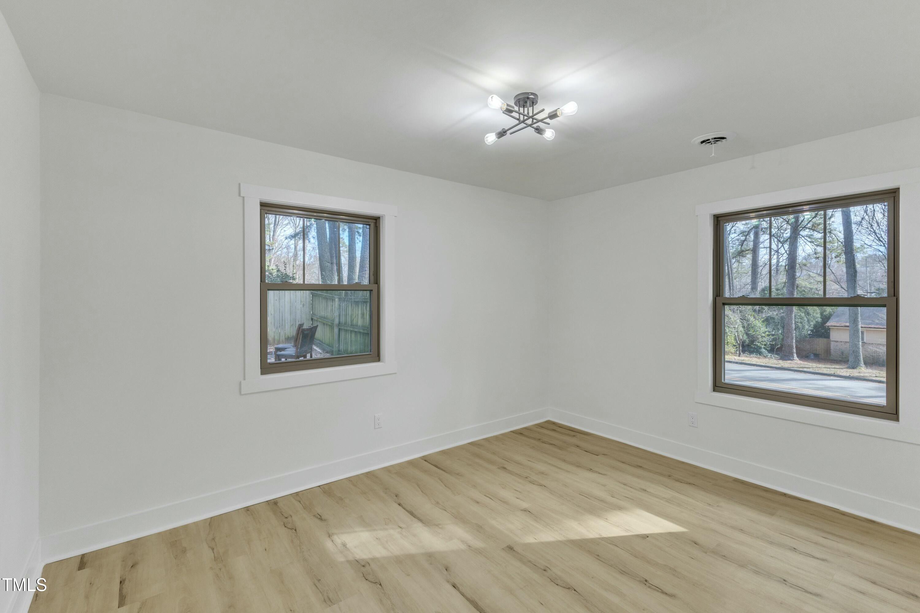 5808 Farm Gate Road Raleigh, NC 27606 - Photo 23 of 33 tempImageGpMjoG