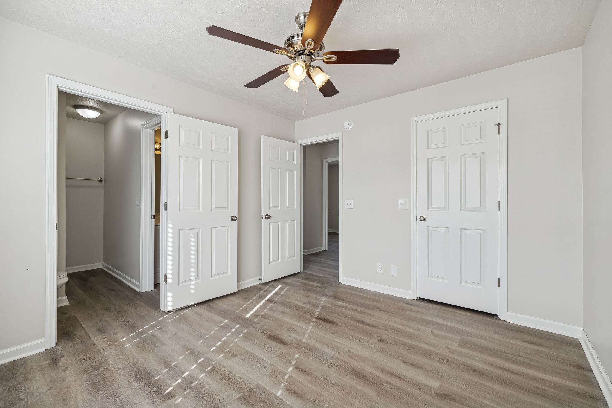 2607 Landrum Court Springfield, TN 37172 - Photo 27 of 37 a view of an empty room with a ceiling fan
