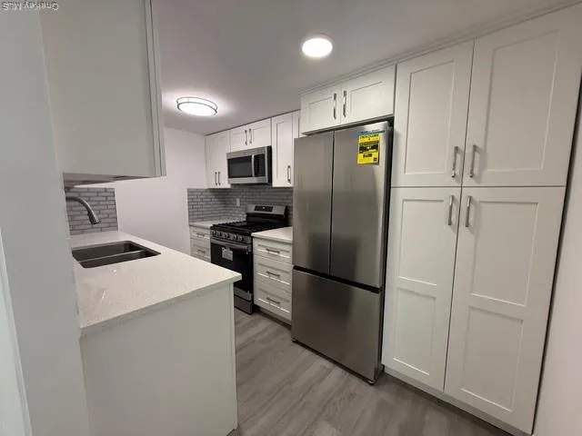 $3,000 | 306 Hamilton Avenue, Hewlett, NY 11557