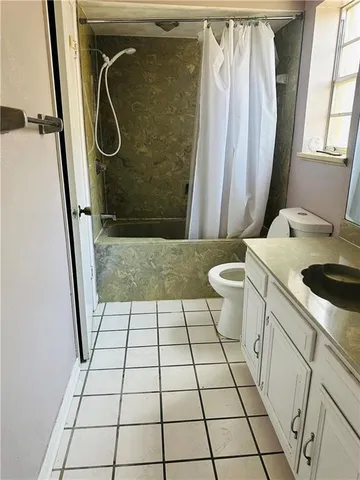 $1,300 | Undisclosed Address, Destrehan, LA 70047