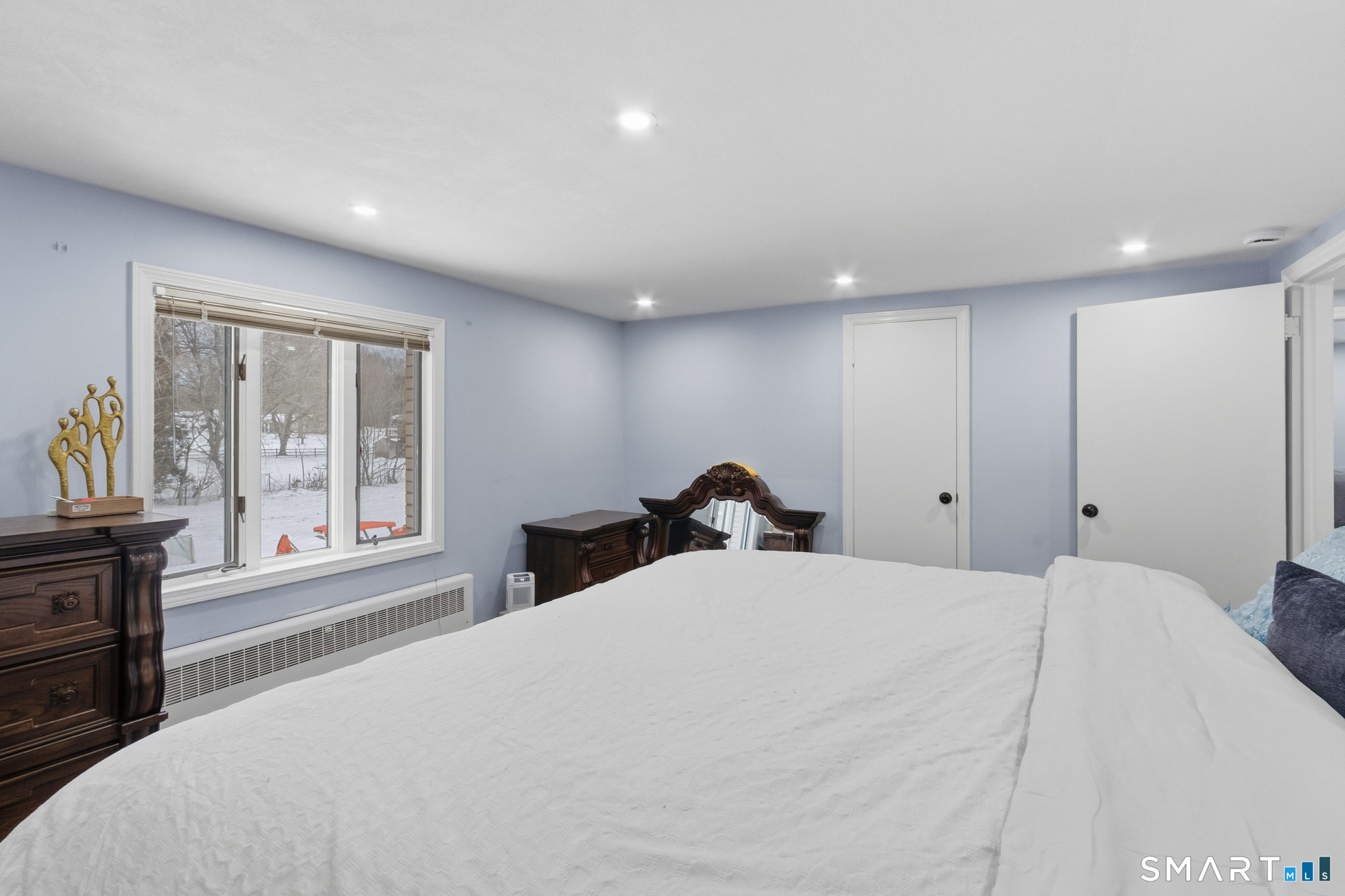 589 Racebrook Road Orange, CT 06477 - Photo 32 of 39