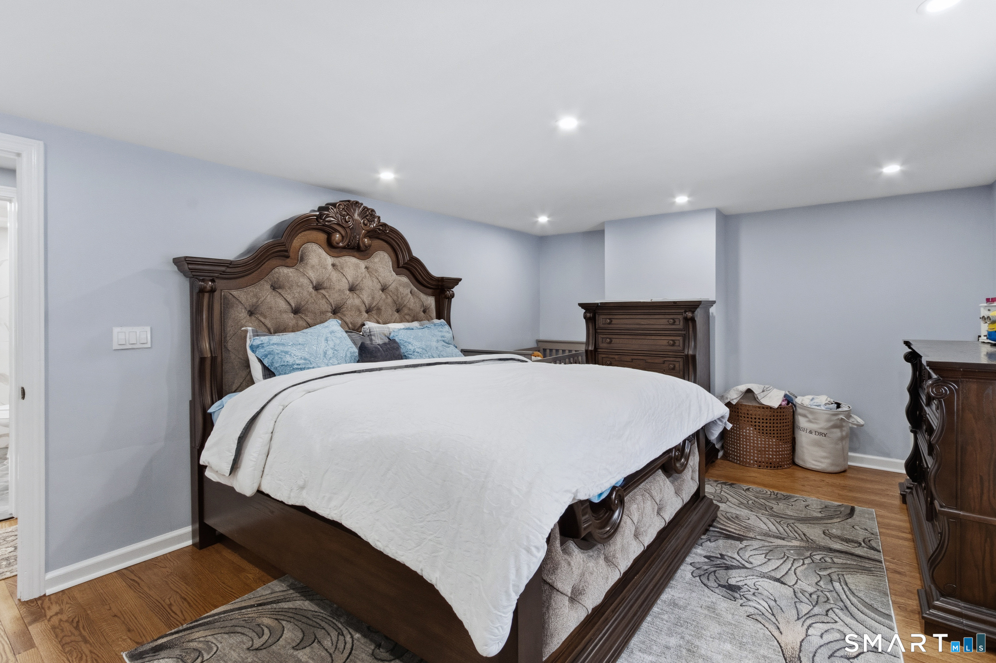 589 Racebrook Road Orange, CT 06477 - Photo 34 of 39