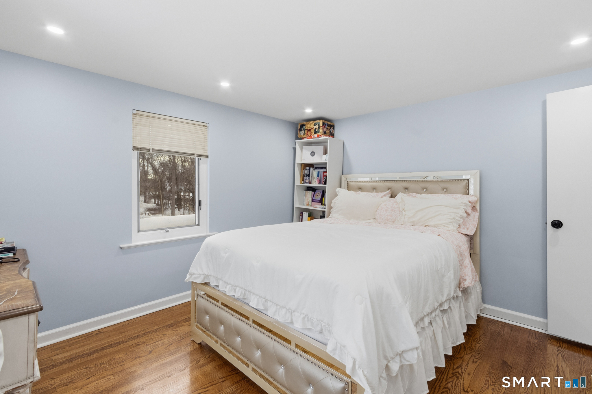 589 Racebrook Road Orange, CT 06477 - Photo 37 of 39