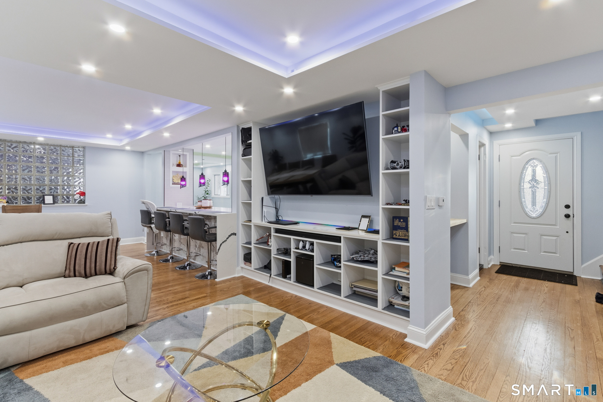 589 Racebrook Road Orange, CT 06477 - Photo 4 of 39