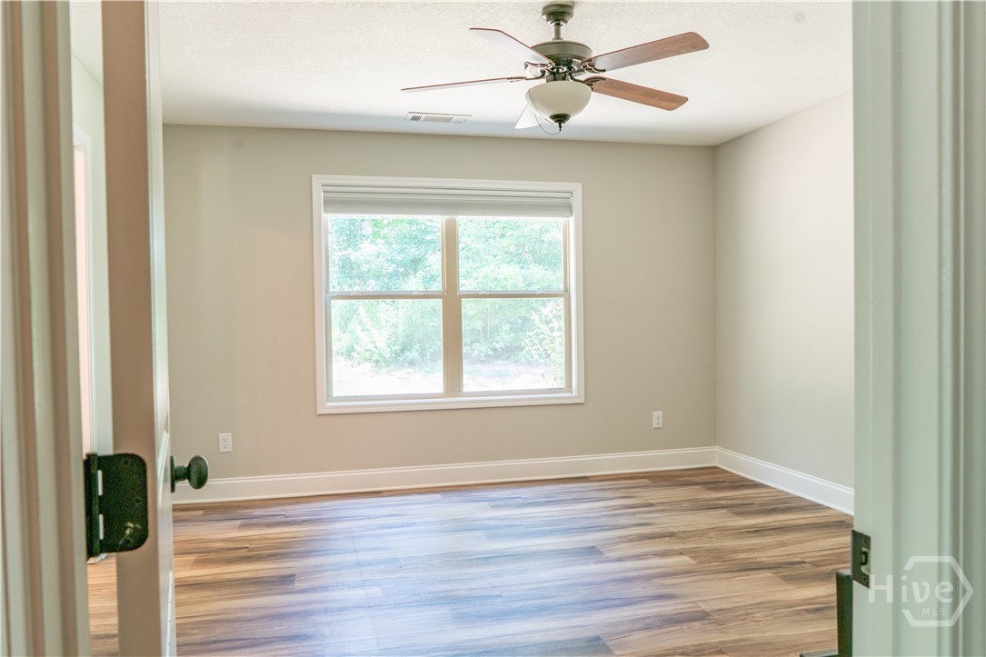 100 Dove Circle Colbert, GA 30628 - Photo 10 of 31 Master Bedroom
