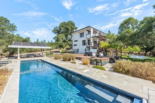 $1,850,000 | 2125 Trinity Road, Glen Ellen, CA 95442