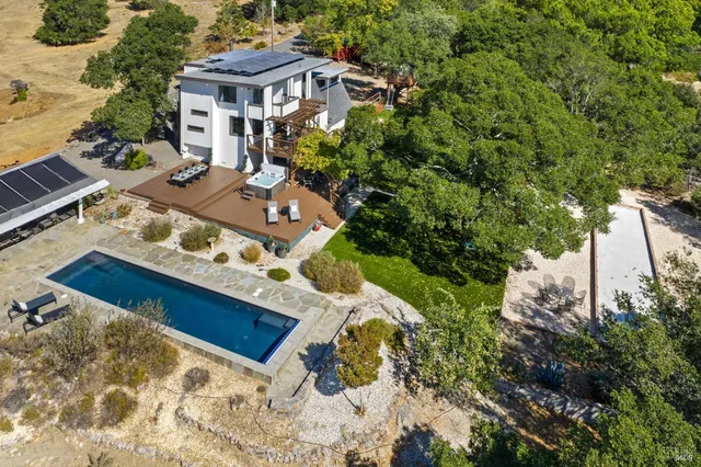 $1,850,000 | 2125 Trinity Road, Glen Ellen, CA 95442