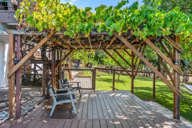 $1,850,000 | 2125 Trinity Road, Glen Ellen, CA 95442