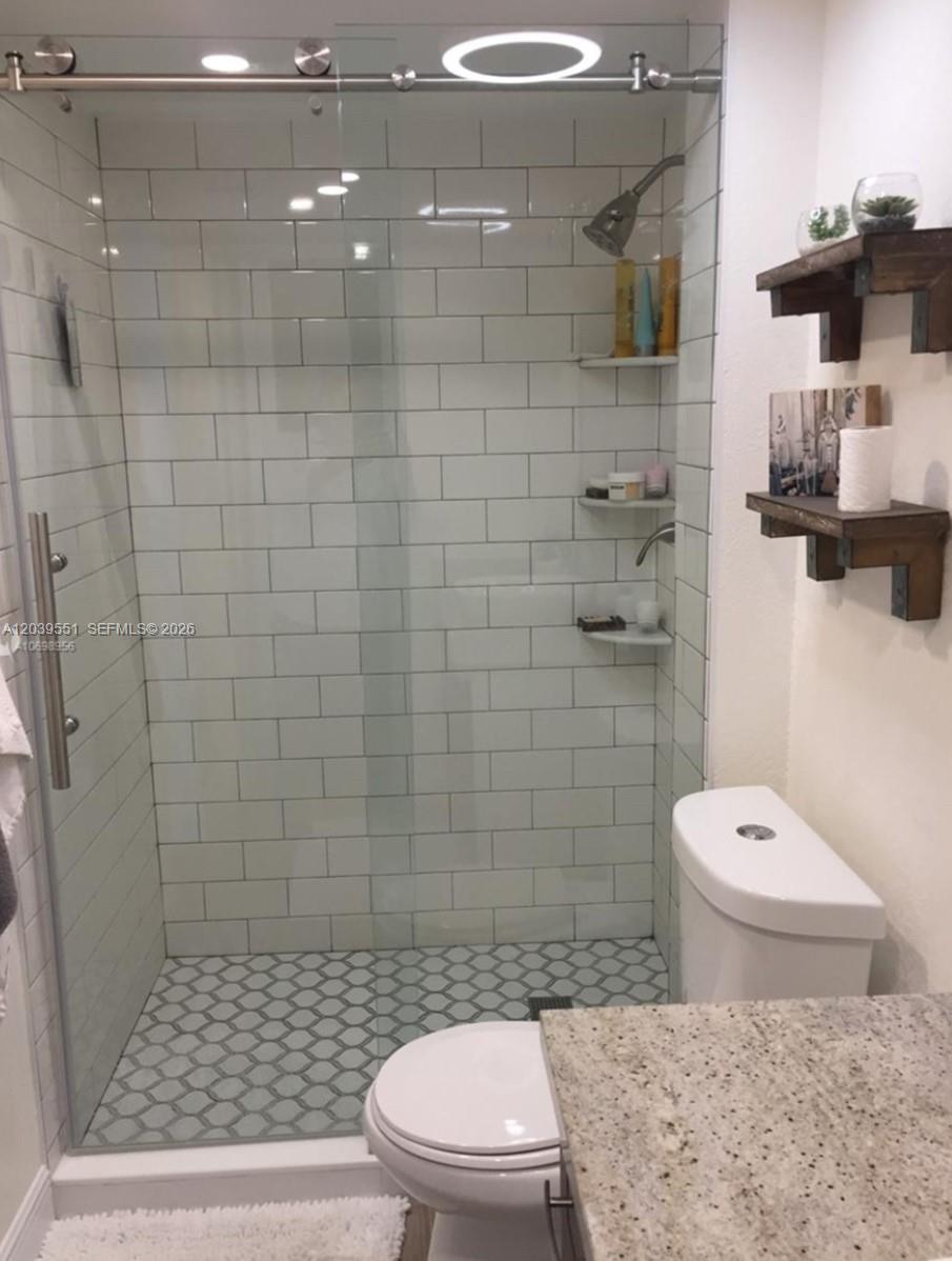 14005 Southwest 67th Terrace Miami, FL 33183 - Photo 21 of 23