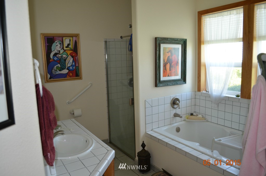 196 East Sunny Sands Road Cathlamet, WA 98612 - Photo 11 of 21 Gallery Image 11