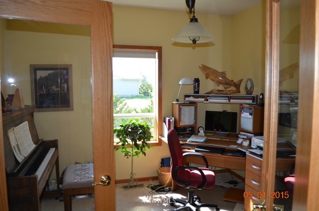 196 East Sunny Sands Road Cathlamet, WA 98612 - Photo 13 of 21 Gallery Image 13