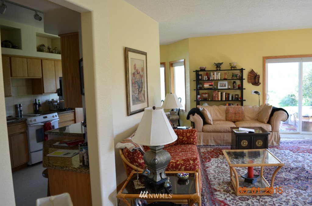 196 East Sunny Sands Road Cathlamet, WA 98612 - Photo 5 of 21 Gallery Image 5