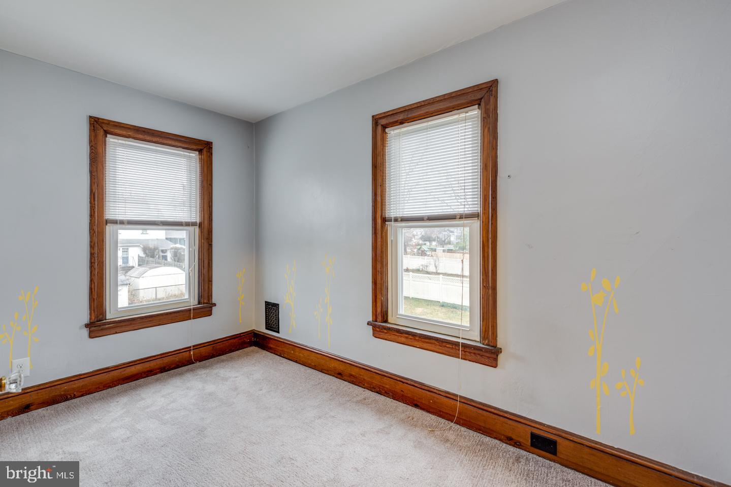 722 Chestnut Street Delanco, NJ 08075 - Photo 14 of 25 Bedroom 1
