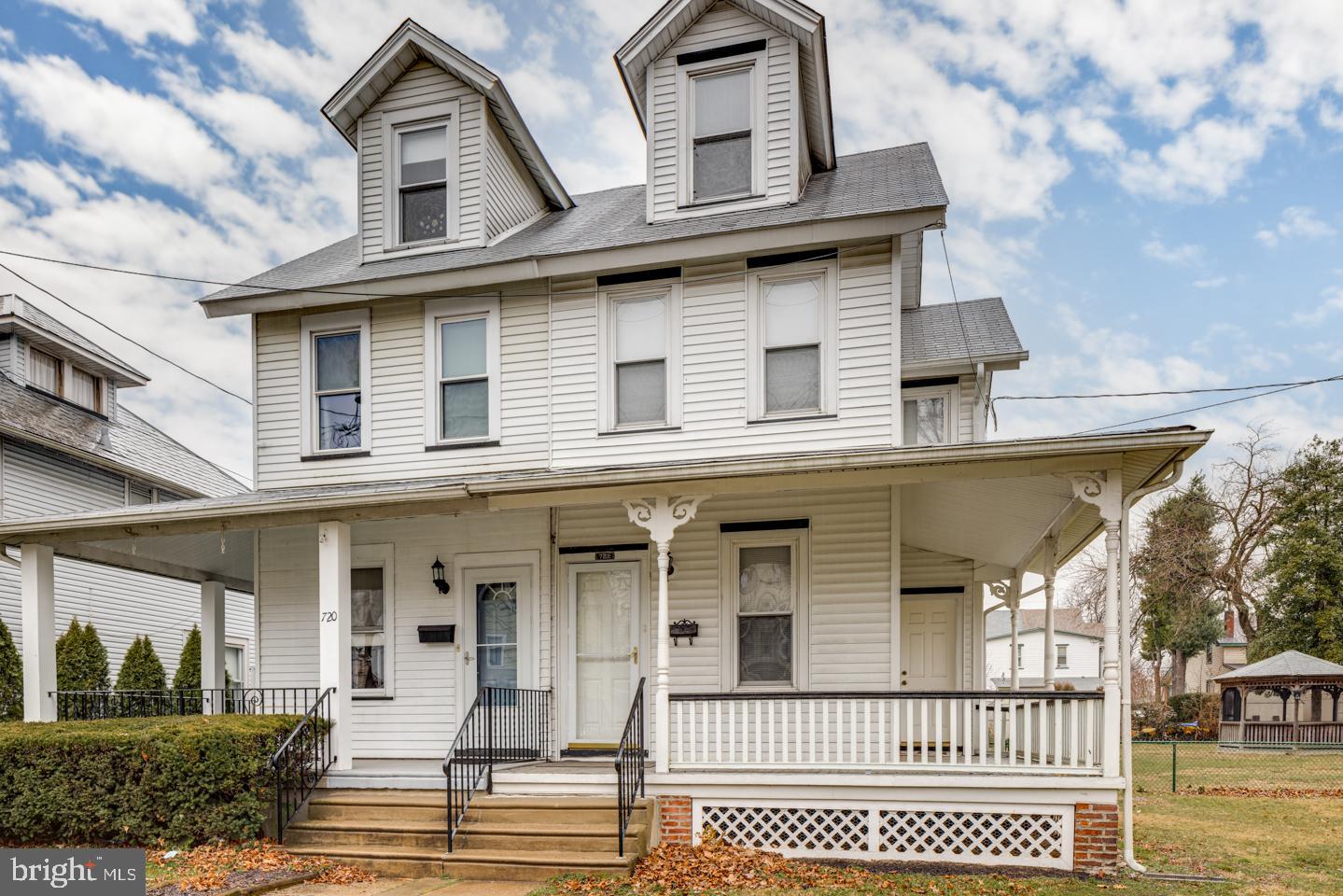 722 Chestnut Street Delanco, NJ 08075 - Photo 2 of 25