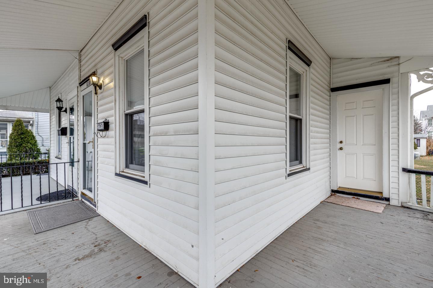 722 Chestnut Street Delanco, NJ 08075 - Photo 3 of 25 Wrap-around porch