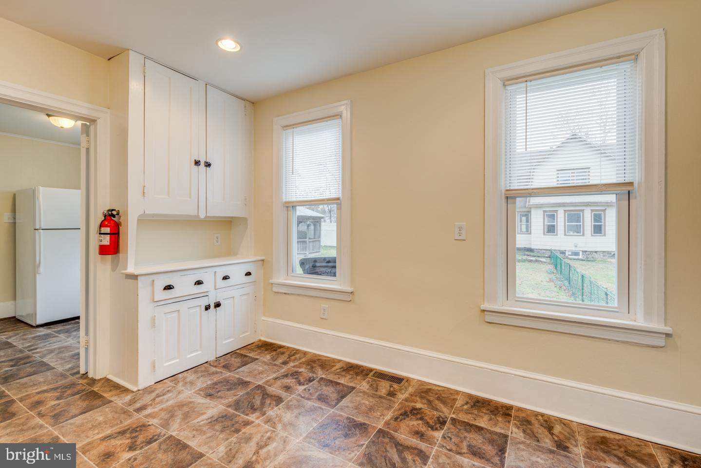 722 Chestnut Street Delanco, NJ 08075 - Photo 8 of 25 Kitchen