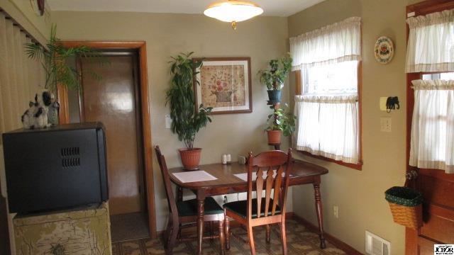 521 Vehslage Road Seymour, IN 47274 - Photo 5 of 8 Gallery Image 5