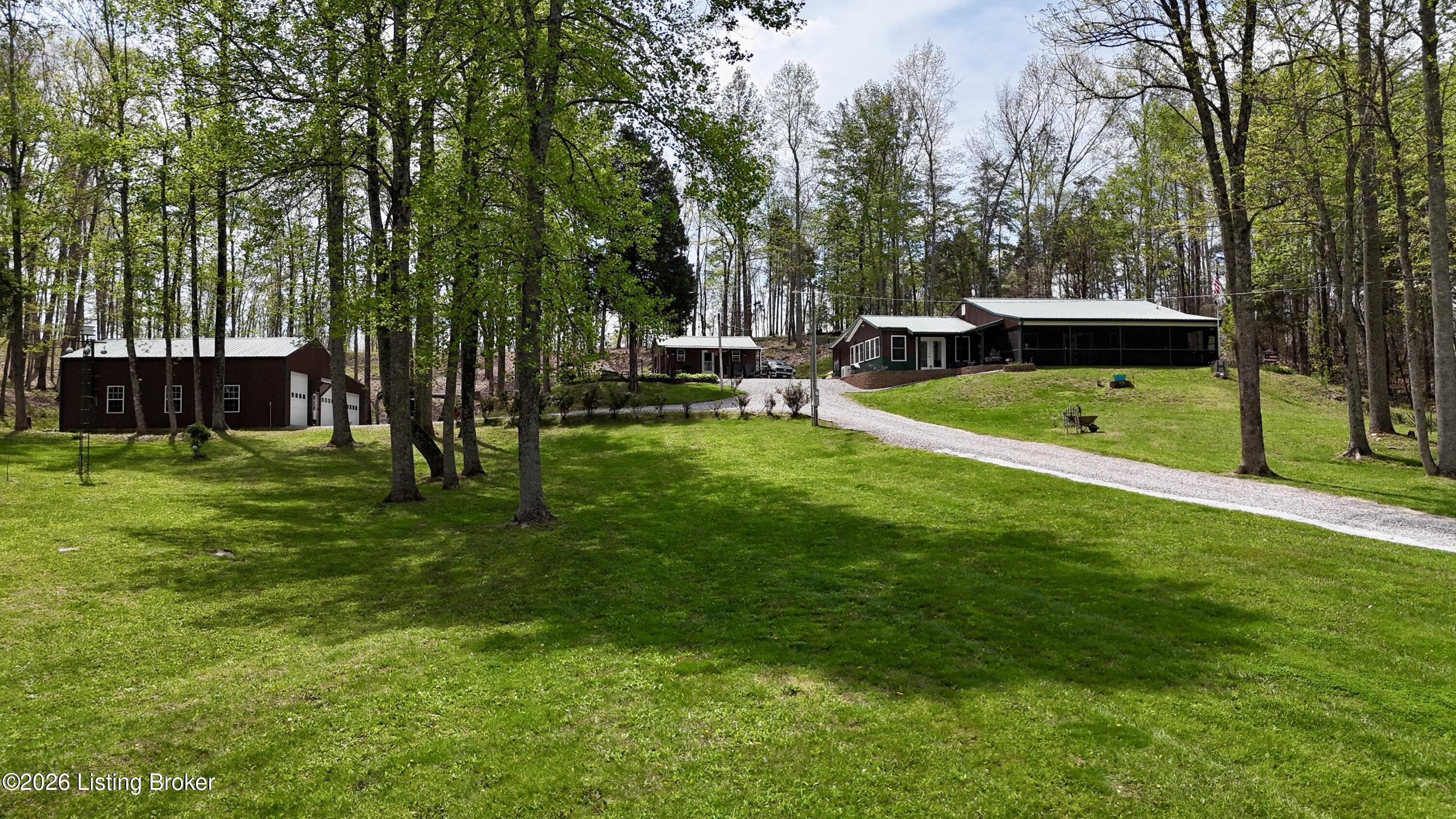 207 Fawn Hl Road Leitchfield, KY 42754 - Photo 7 of 112 dji_fly_20260412_121626_0240_17760160411