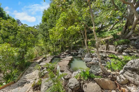 $4,588,000 | 135 Newton Drive, Burlingame, CA 94010